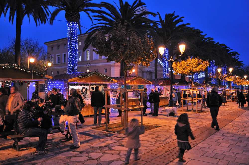 Le marché de Noël d'Ajaccio / Marchés de Noël / Evénements culturels et
