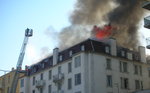 Un immeuble en feu à Ajaccio (9 juin 2007)