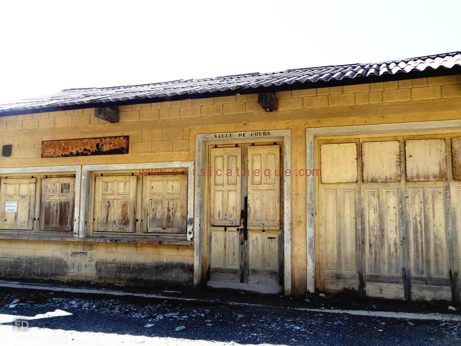 Canari Mine d'amiante / Sites historiques / Histoire (patrimoine