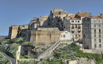 Bonifacio : vue générale de la ville médiévale (1)